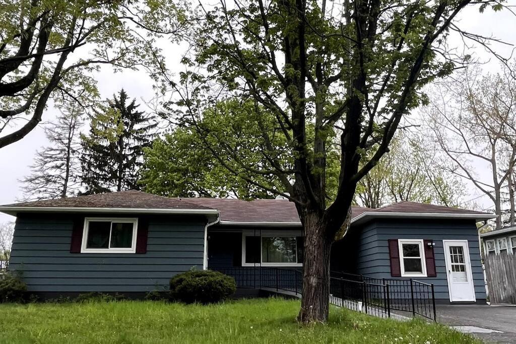 Hudson Haven Villa Exterior photo